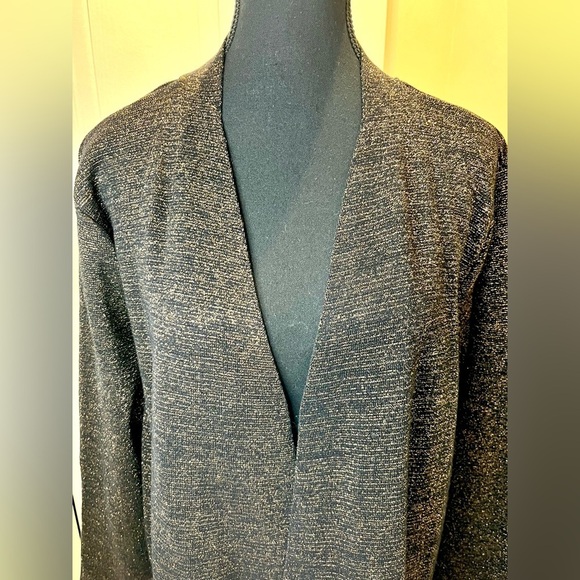 🆕Alfani Prima  Luxe metallic gold/black knit w/faux fur btm panel cardigan ✨ - Picture 9 of 13